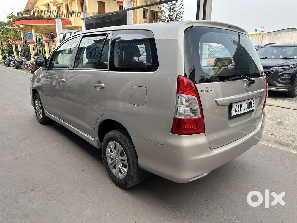 Toyota Innova 2.5 G (diesel) 8 Seater, 2012, Diesel