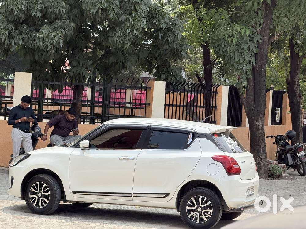 Maruti Suzuki Swift Vxi Optional, 2018, Petrol