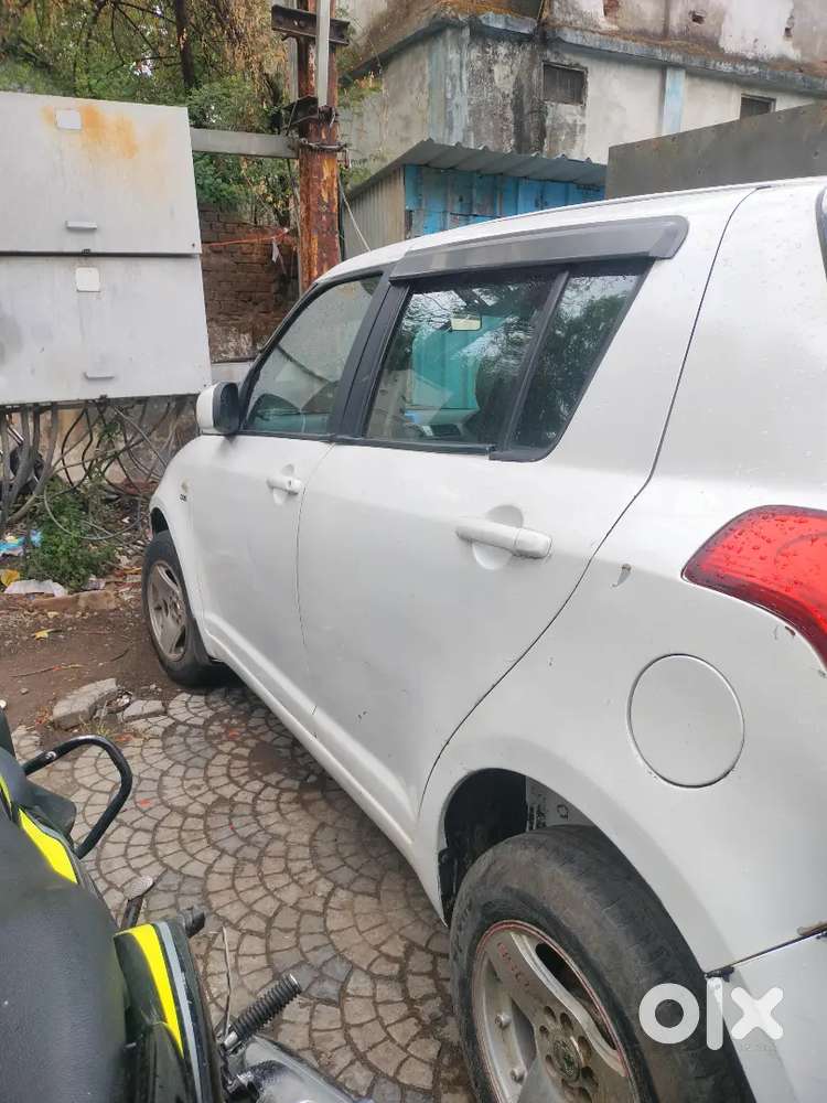 Maruti Suzuki Swift 2010 Diesel 75000 Km Driven