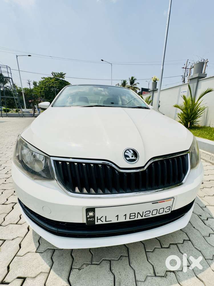 Skoda Rapid [2016-2020] 1.6 Active Plus Mpi, 2019, Petrol