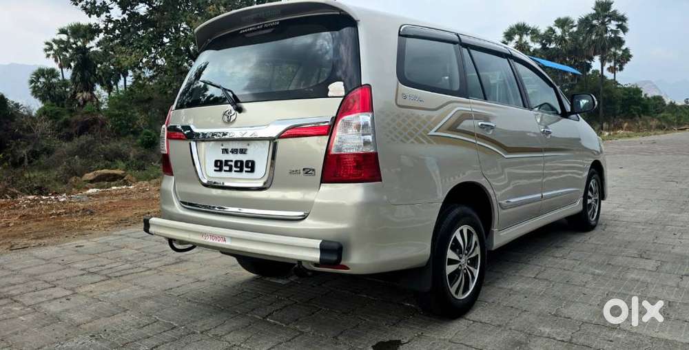 Toyota Innova 2.5 Z 87540 Km Driven
