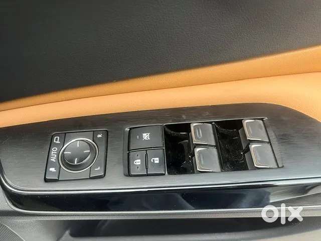 Lexus Es, 2023, Petrol