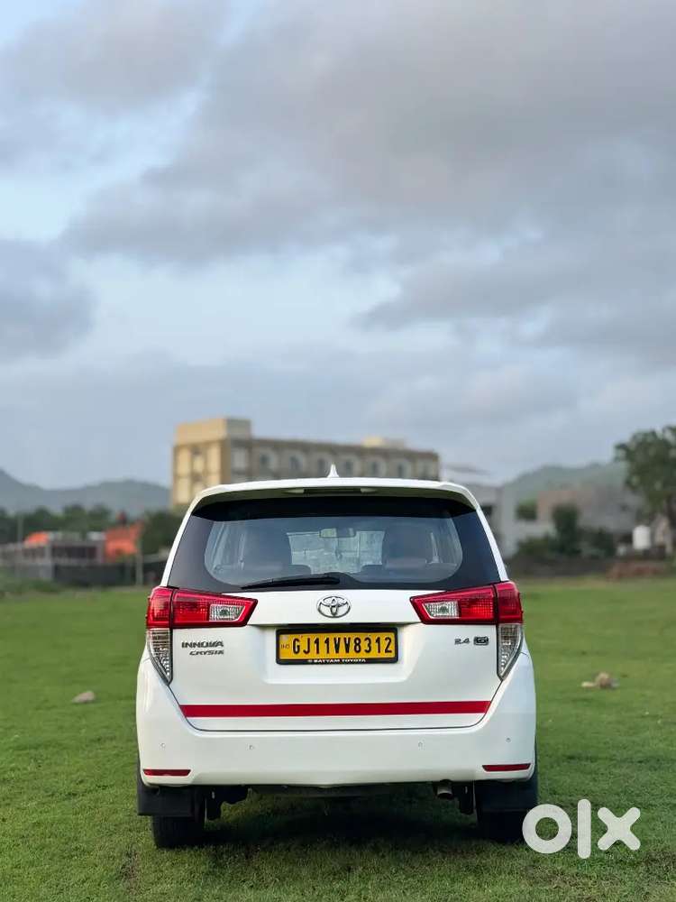 Toyota Innova Crysta 2022