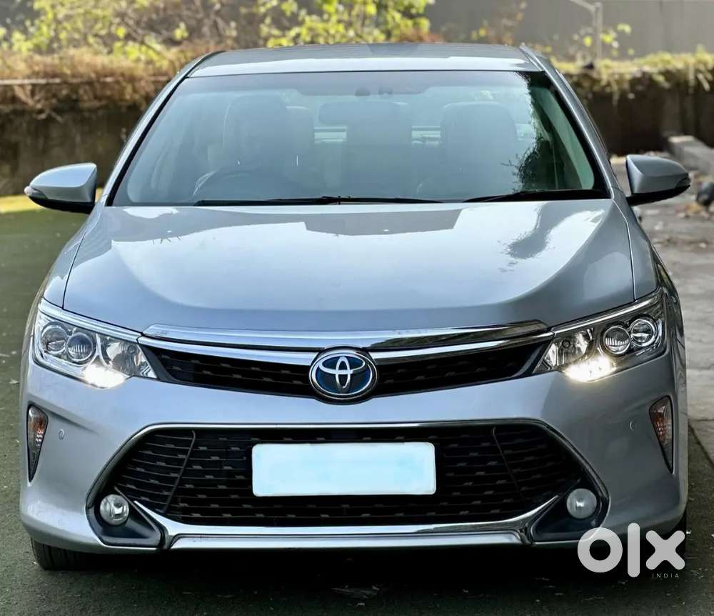 Toyota Camry 2016 Petrol Well Maintained