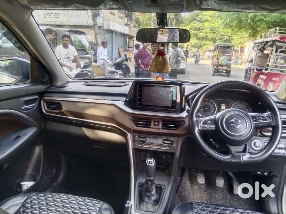Maruti Suzuki Brezza 1.5 Zxi Smart Hybrid, 2022, Petrol