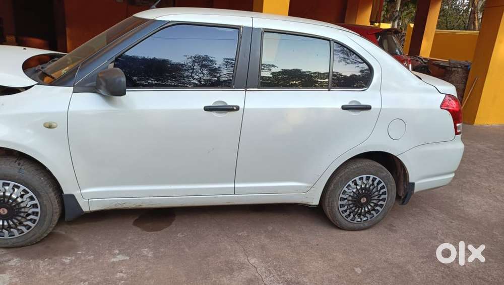 Maruti Suzuki Swift Dzire 2011 Petrol Well Maintained