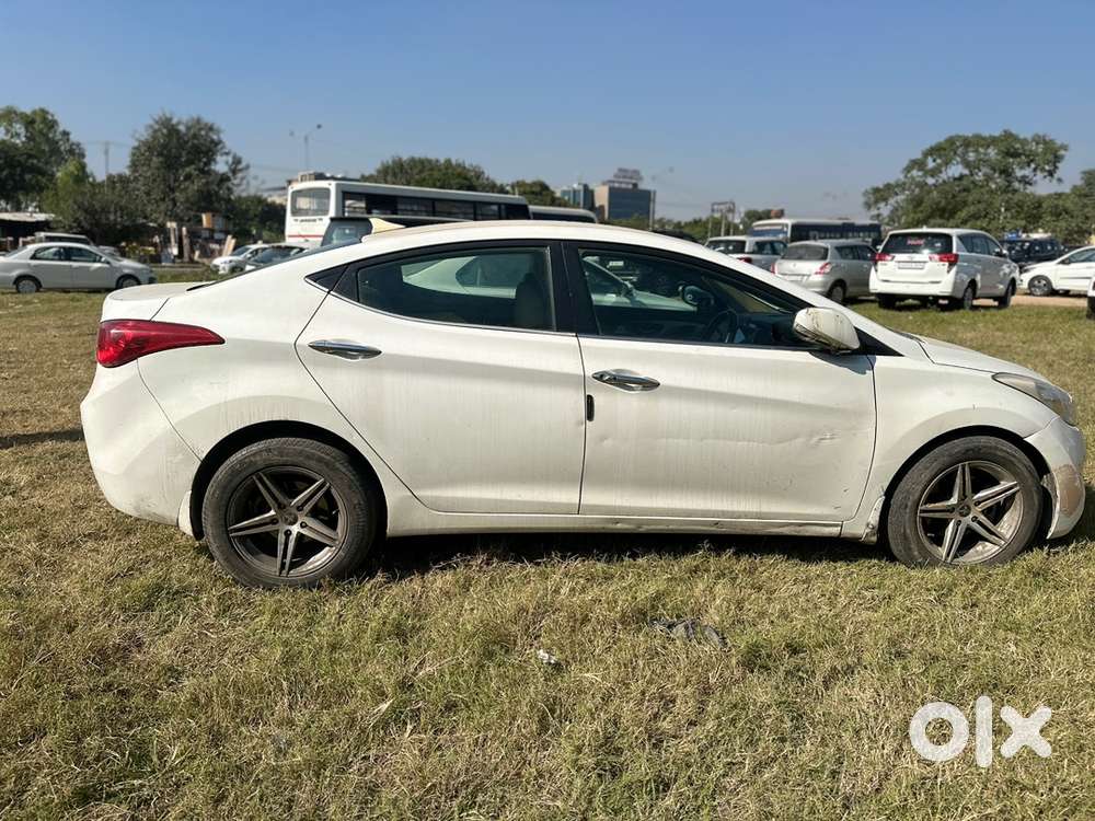 Hyundai Elantra Diesel 2014 Diesel Automatic Well Maintained