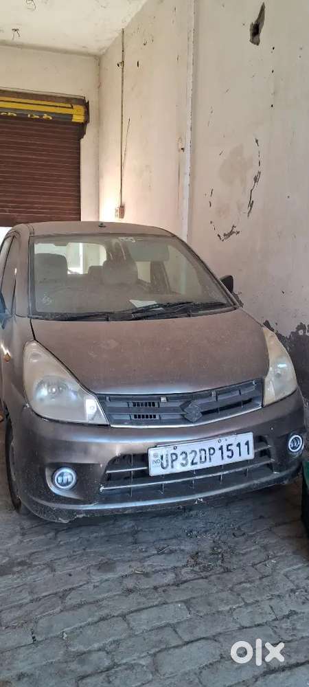 Front Tyre New Rear Tyre 50 Persent  Battery