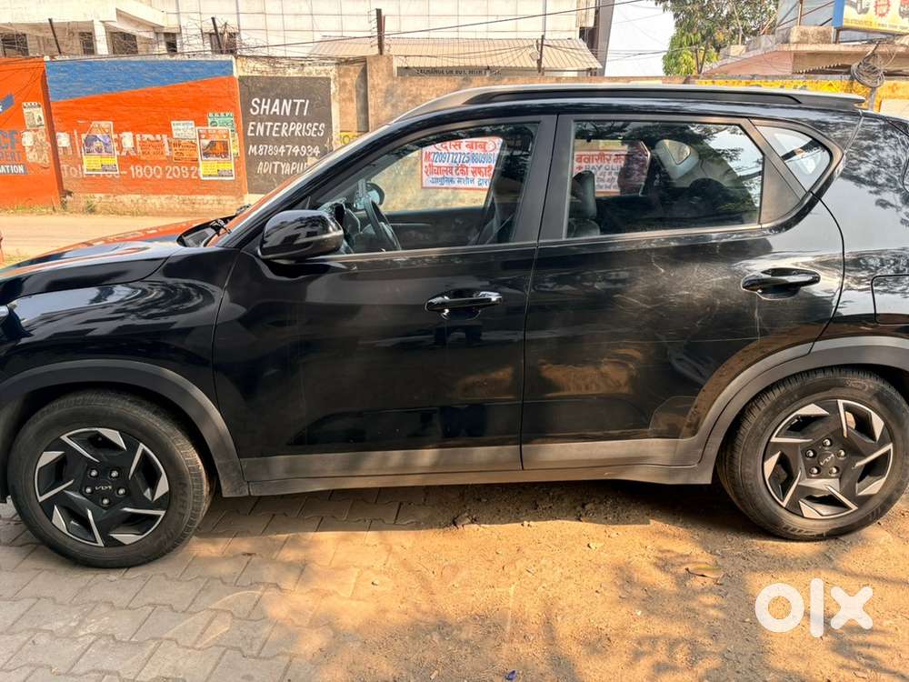 Kia Sonet Petrol 2025