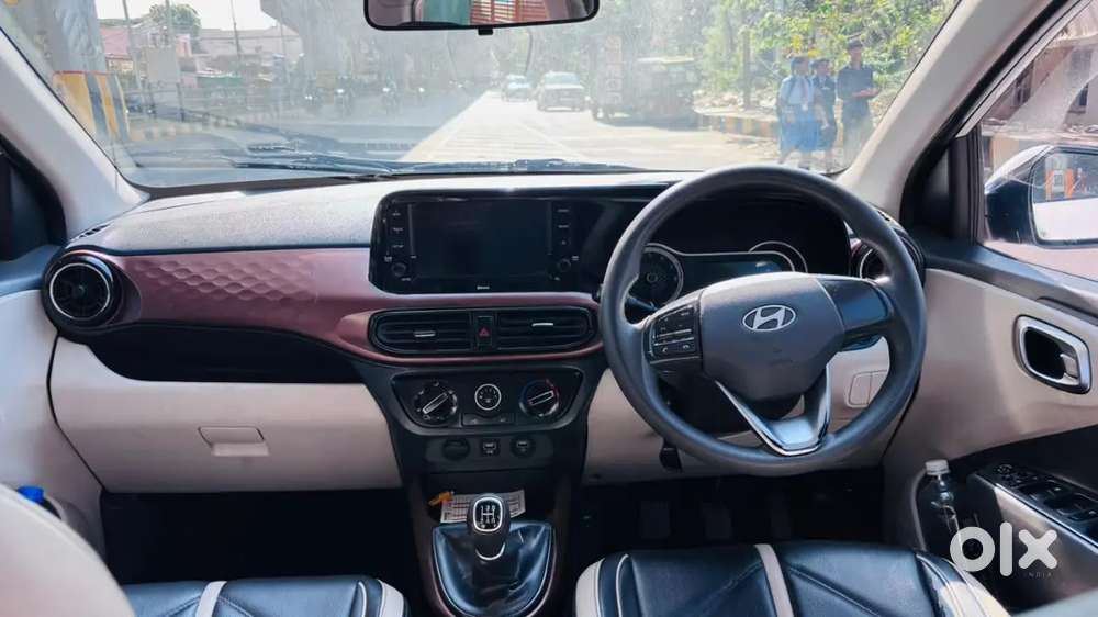 Hyundai Aura 2020 Petrol 42000 Km Driven