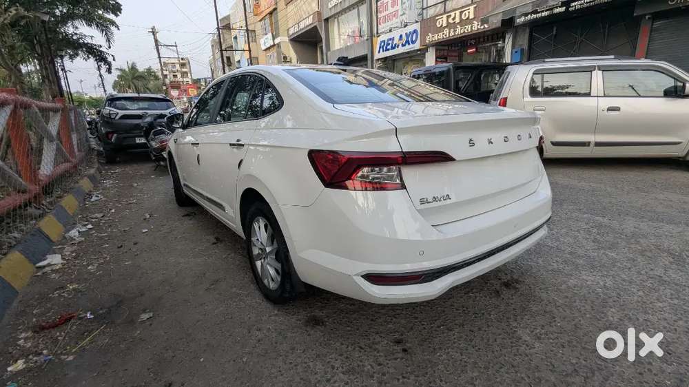 Skoda Slavia 2022 Petrol Well Maintained. 27000km Drievn