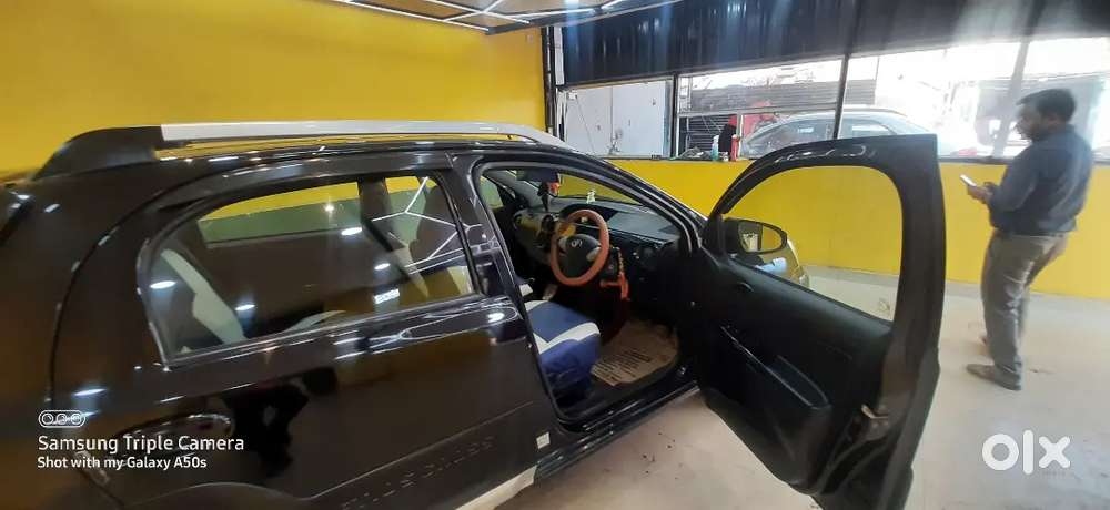 Toyota Etios Cross 2015