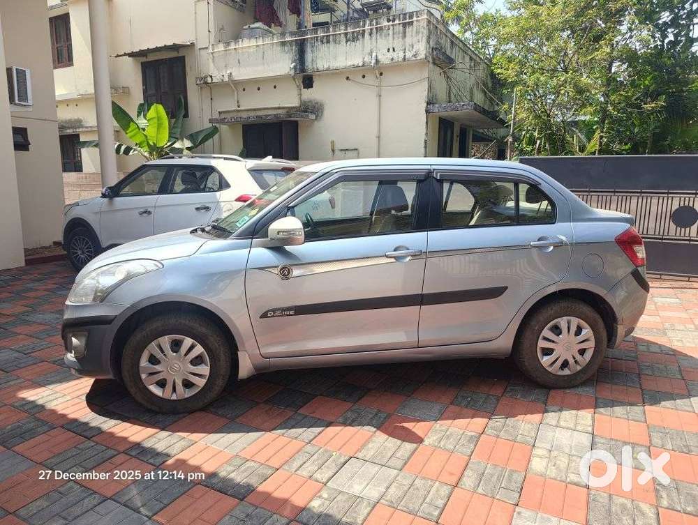 Maruti Suzuki Dzire 1.2 Vxi, 2013, Petrol