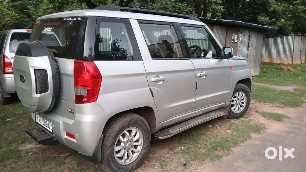 Mahindra Tuv 300 2017 Diesel Automatic Top Model