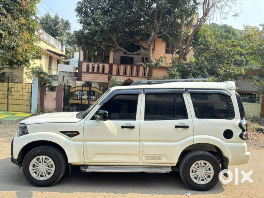 Mahindra Scorpio S2, 2016, Diesel