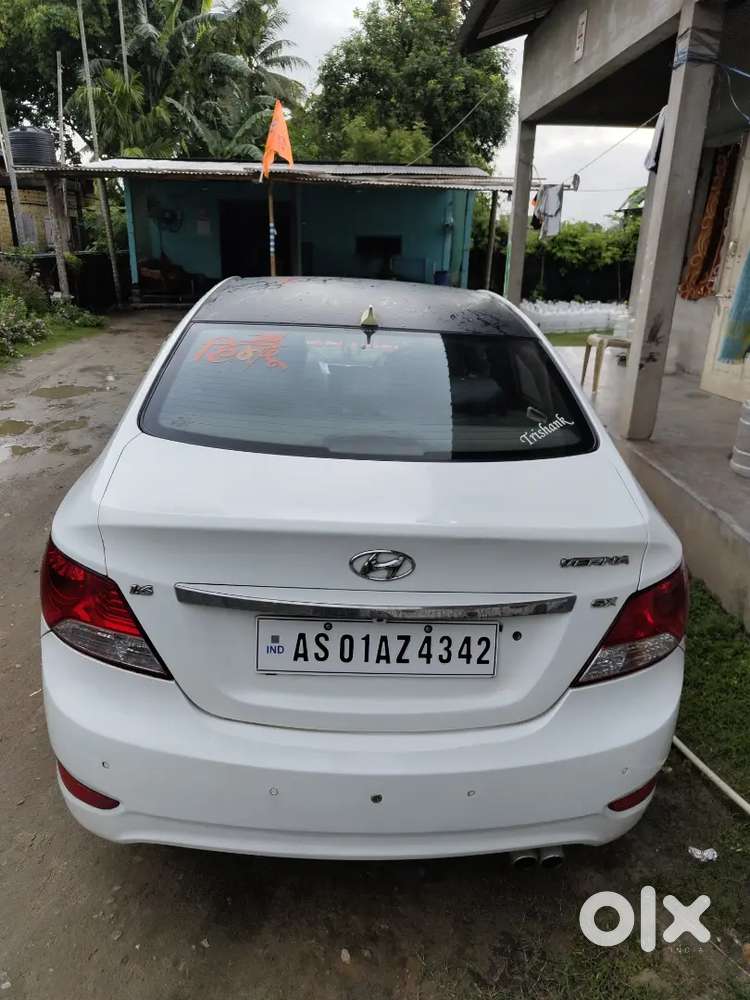Hyundai Verna 2012