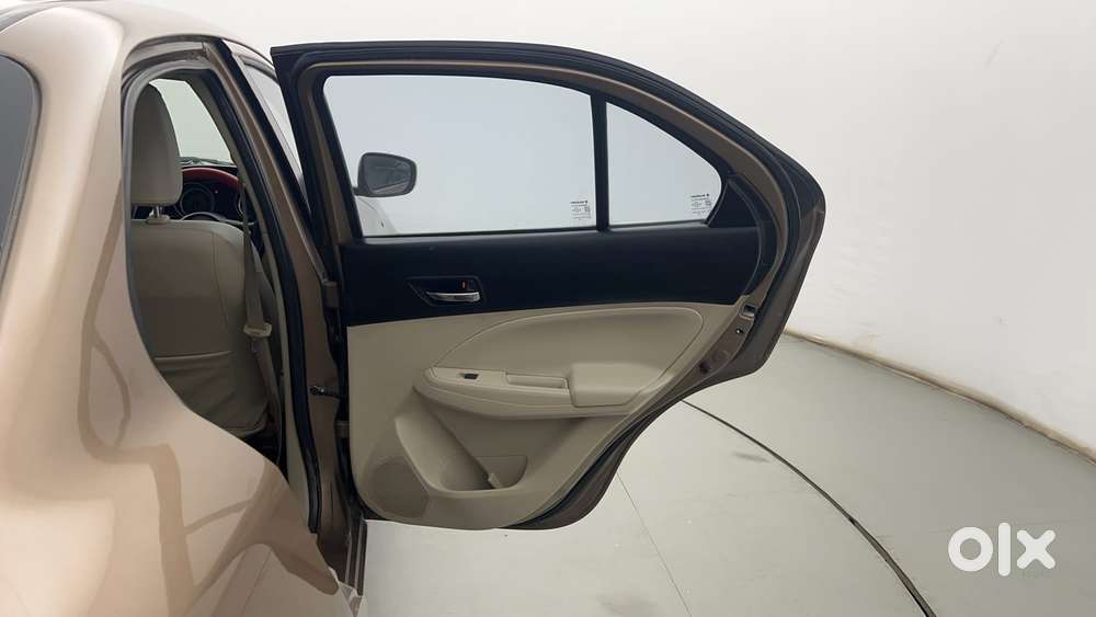 Maruti Suzuki Dzire 1.2 Vxi Amt, 2019, Petrol