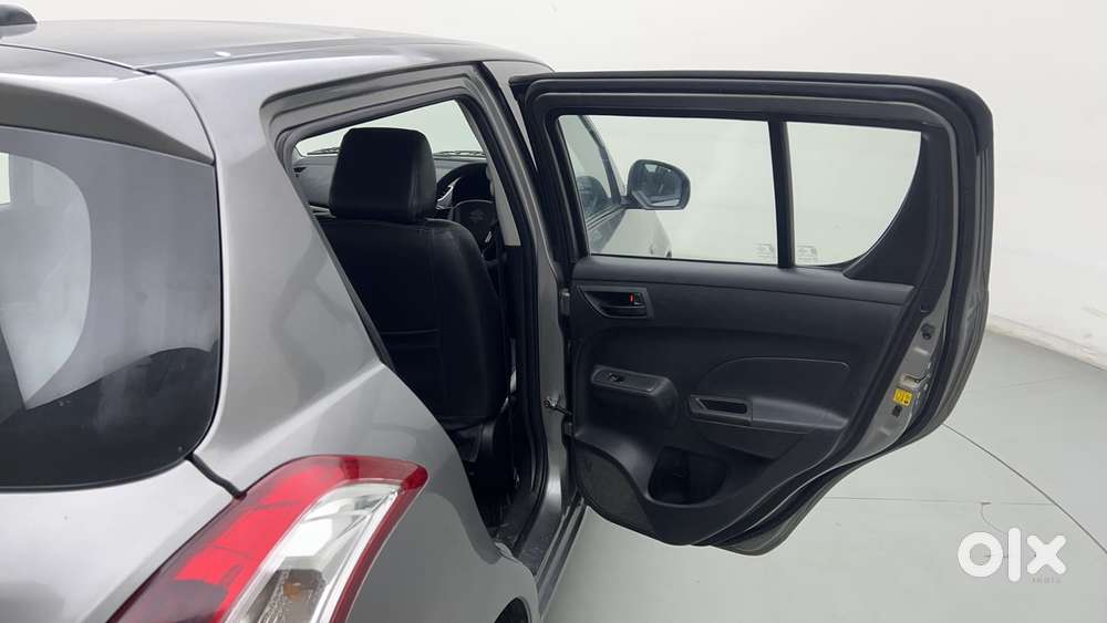 Maruti Suzuki Swift 1.2 Lxi (o), 2017, Petrol