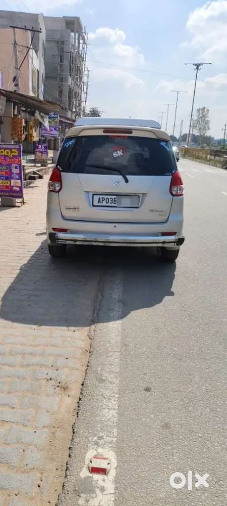 Maruti Suzuki Ertiga 2013