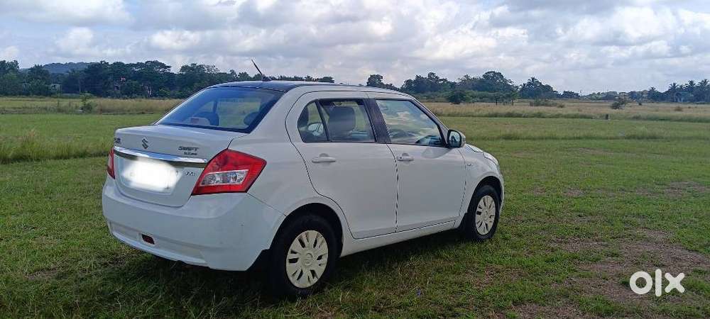 Maruti Suzuki Swift Dzire Vxi, 2012, Petrol