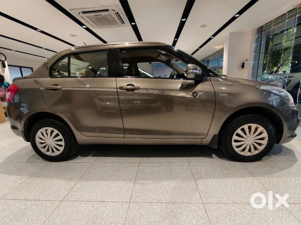Maruti Suzuki Swift Dzire 1.2 Vxi Bsiv, 2017, Petrol