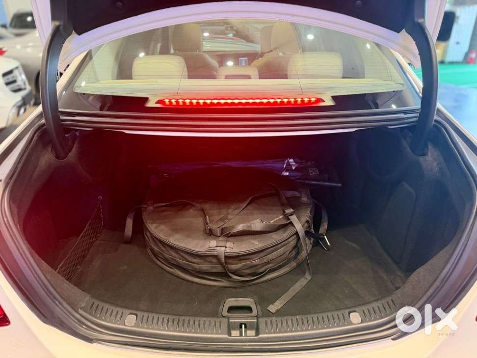 Mercedes-benz E-class E 200, 2019, Petrol