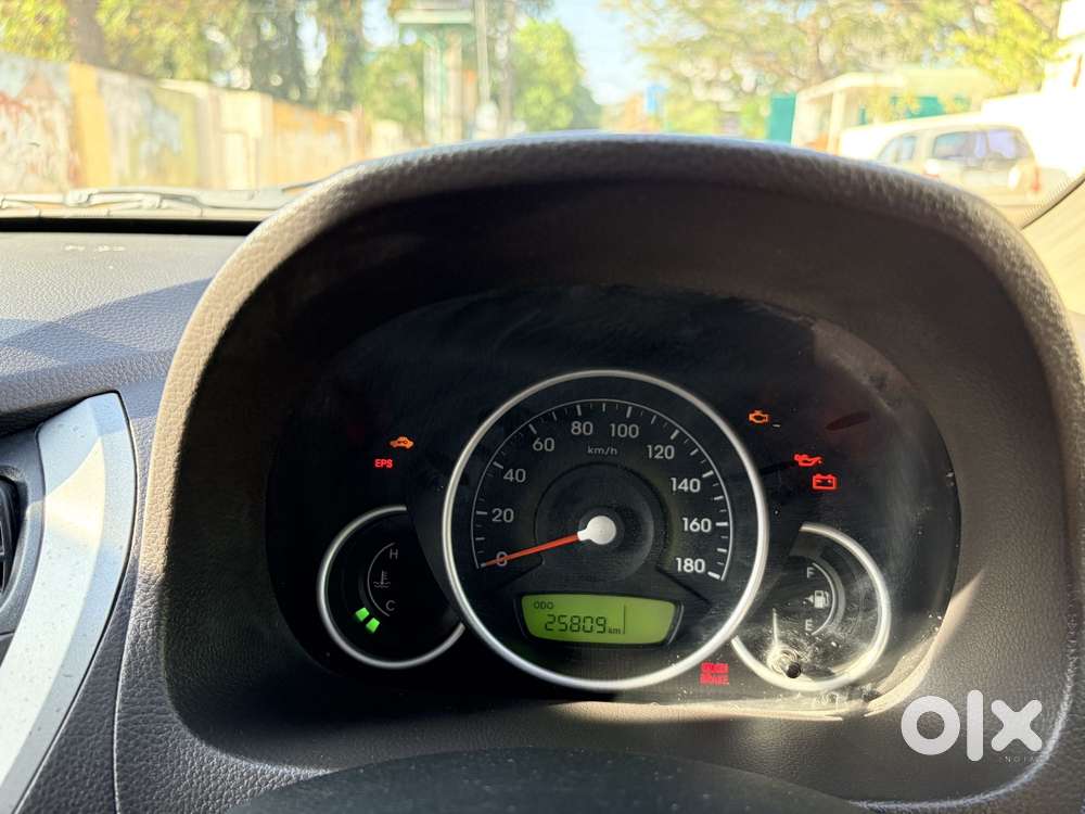 Hyundai Eon Magna +, 2015, Petrol