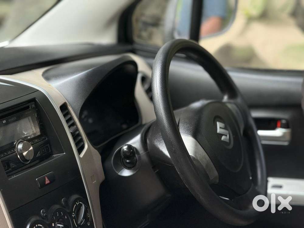 Maruti Suzuki Wagon R Lxi Cng Optional, 2014, Petrol