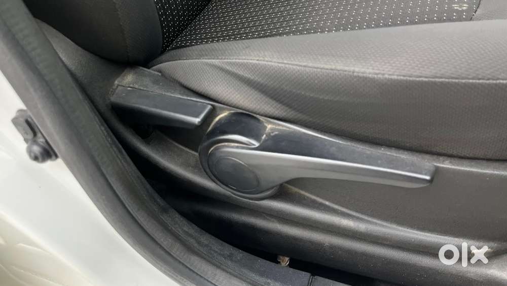 Tata Tigor Xza, 2018, Petrol