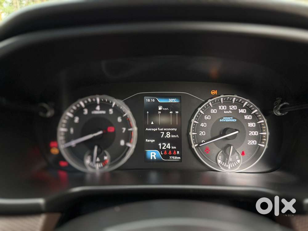 Maruti Suzuki Brezza 1.5 Zxi At Smart Hybrid, 2025, Petrol