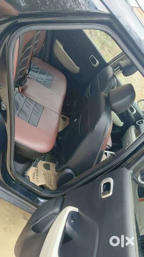 Hyundai Venue S 2025 Sunroof