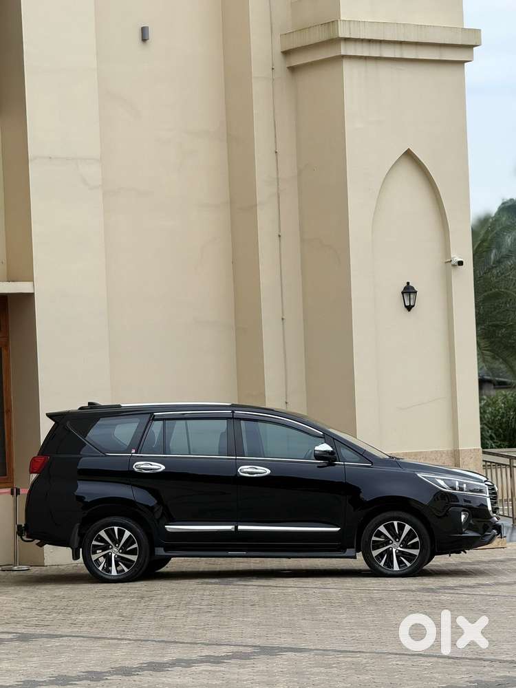 Toyota Innova Crysta 2.4 Z 7 Str, 2022, Diesel