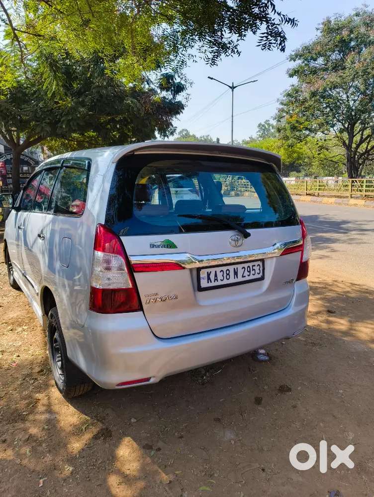 Toyota Innova 2015 Diesel 190000 Km Driven