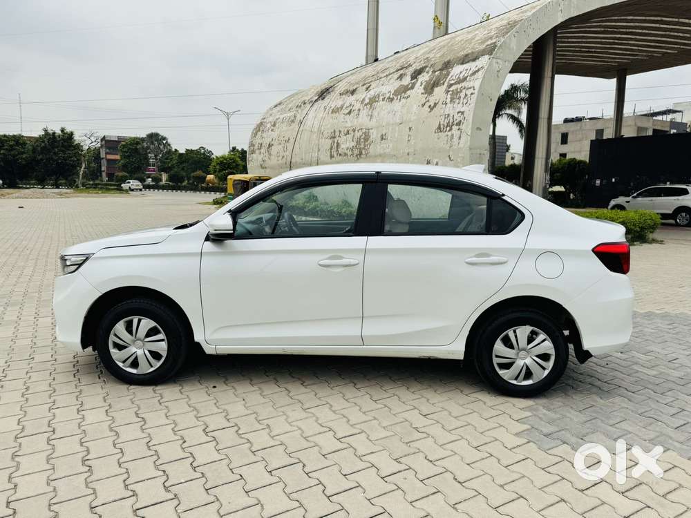 Honda Amaze 1.2 S (o) Privilege Edition I-vtec, 2024, Petrol