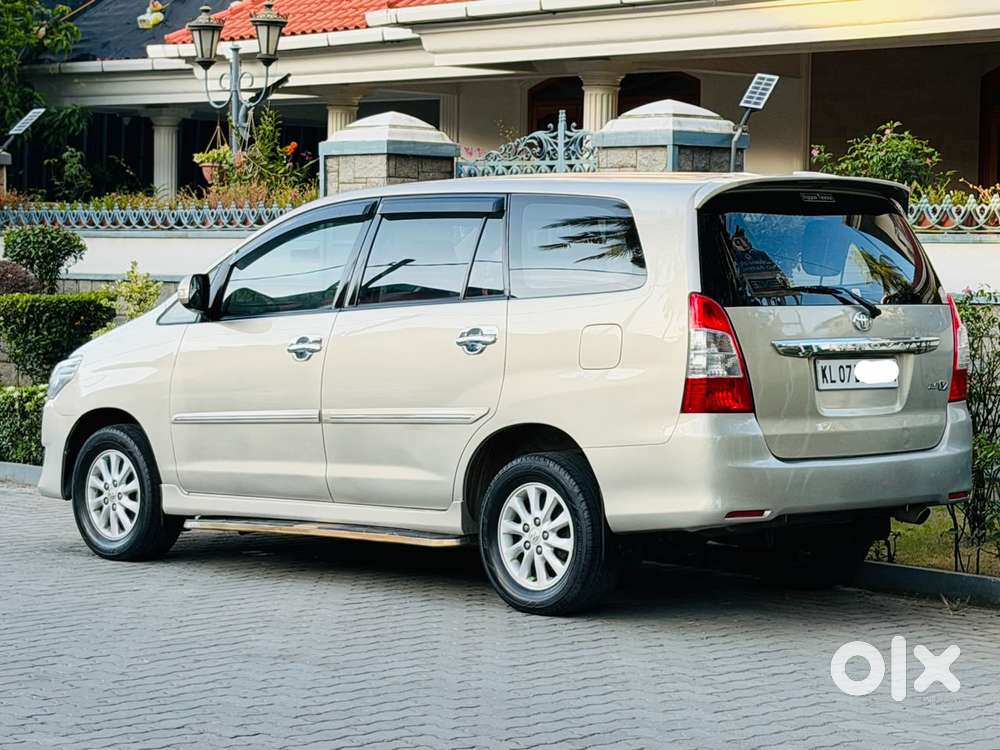Toyota Innova [ ] 2.5 V Diesel 7 Str, 2013, Diesel