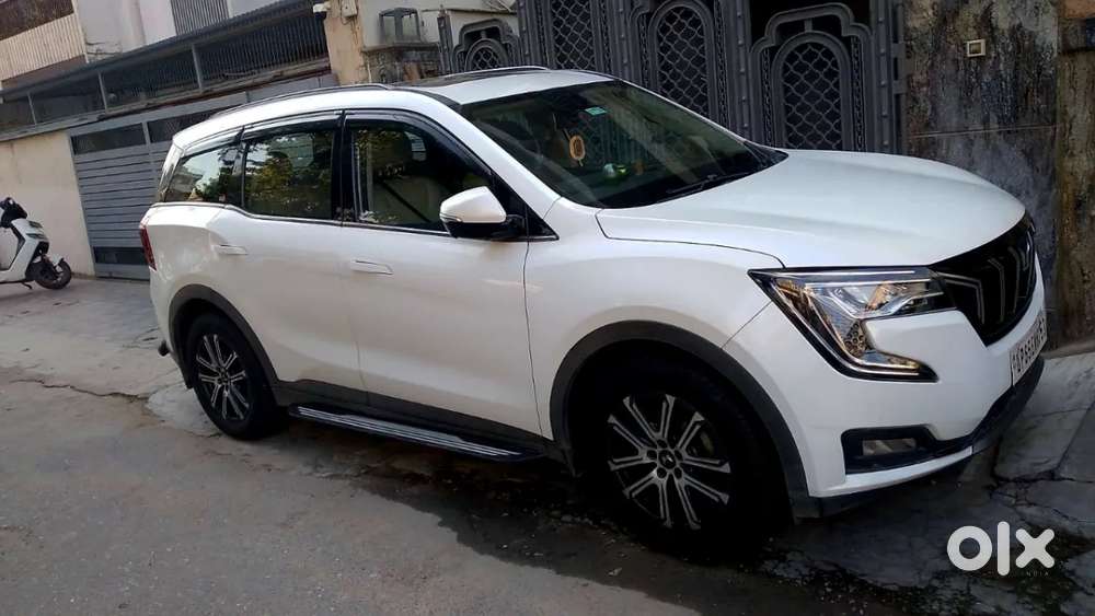 Mahindra Xuv700 2.2 Ax 7 Diesel At Luxury Pack Str Awd, 2022, Diesel