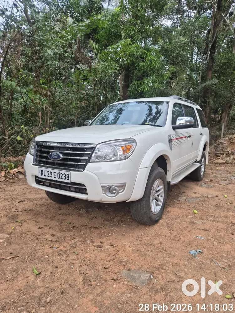 Ford Endeavour 2012