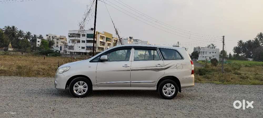 Toyota Innova 2015 Diesel Well Maintained