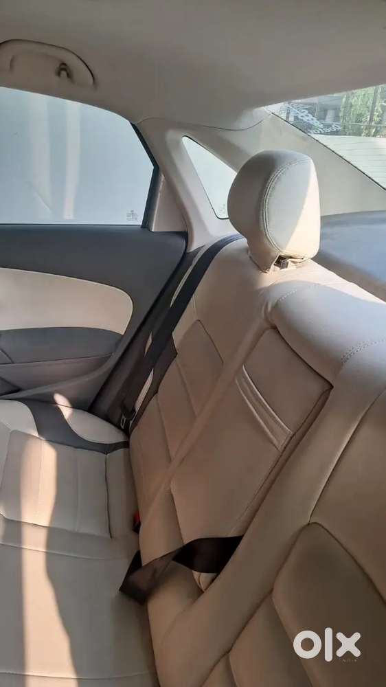 Volkswagen Vento 1.5 Petrol 2012
