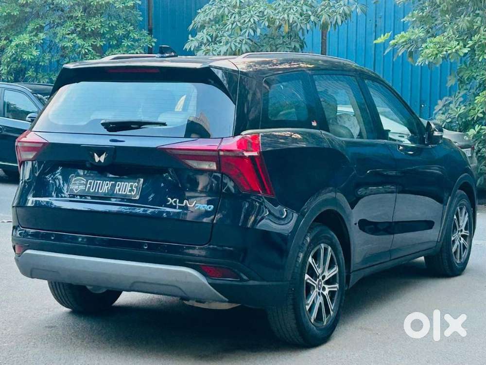 Mahindra Xuv700 2.0 Ax 7 Petrol At Str, 2022, Petrol