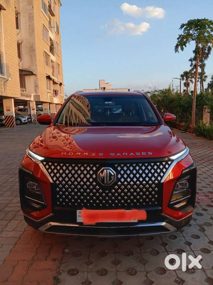 Mg Hector Plus Sharp Pro 1.5 Turbo Petrol Cvt 7 Str, 2024, Petrol