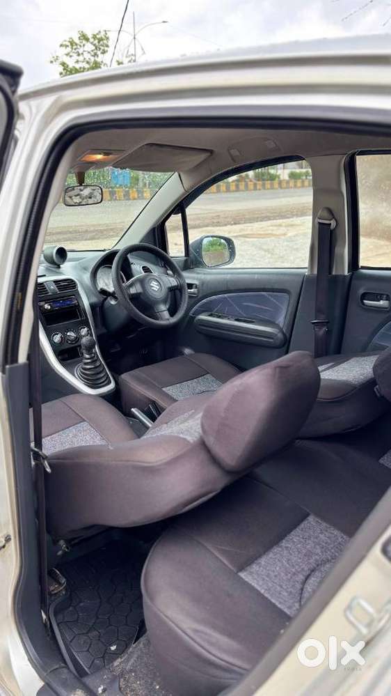 Maruti Suzuki Ritz Vxi, 2011, Petrol