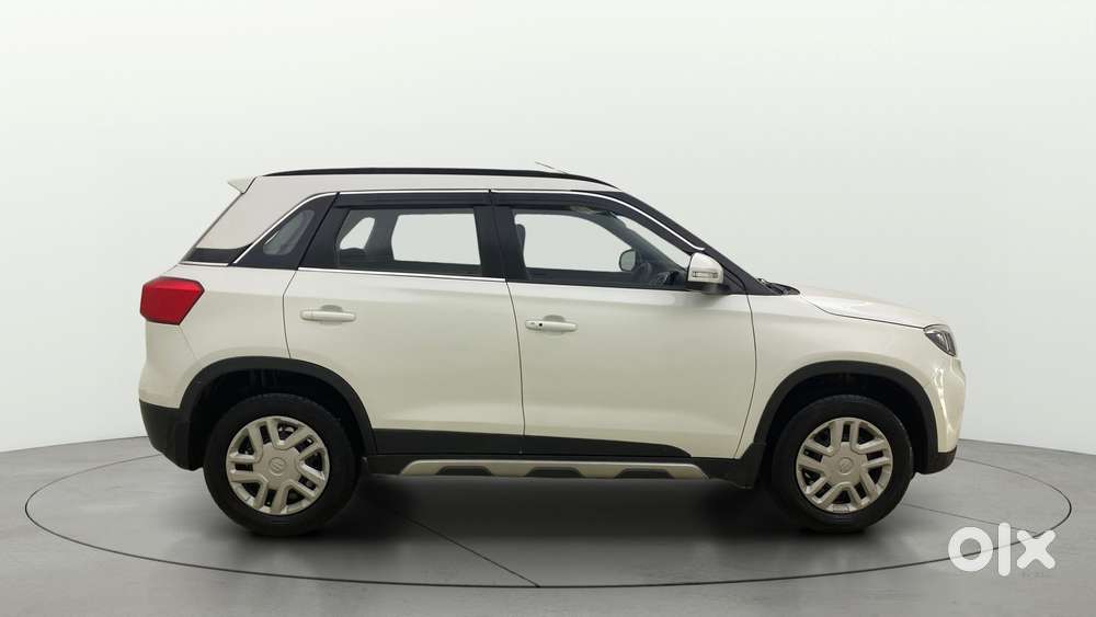Maruti Suzuki Vitara Brezza 1.5 Vxi At, 2022, Petrol
