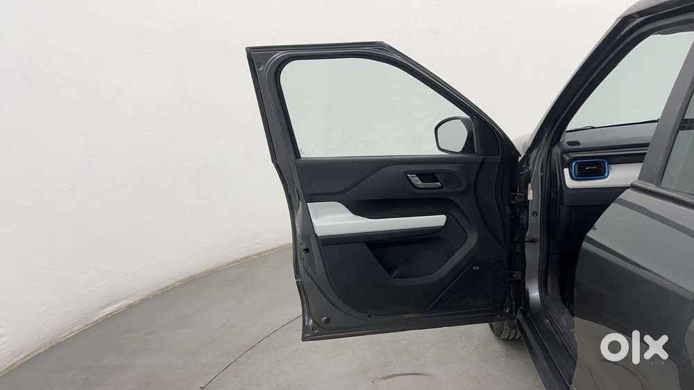 Tata Punch Creative Amt, 2022, Petrol