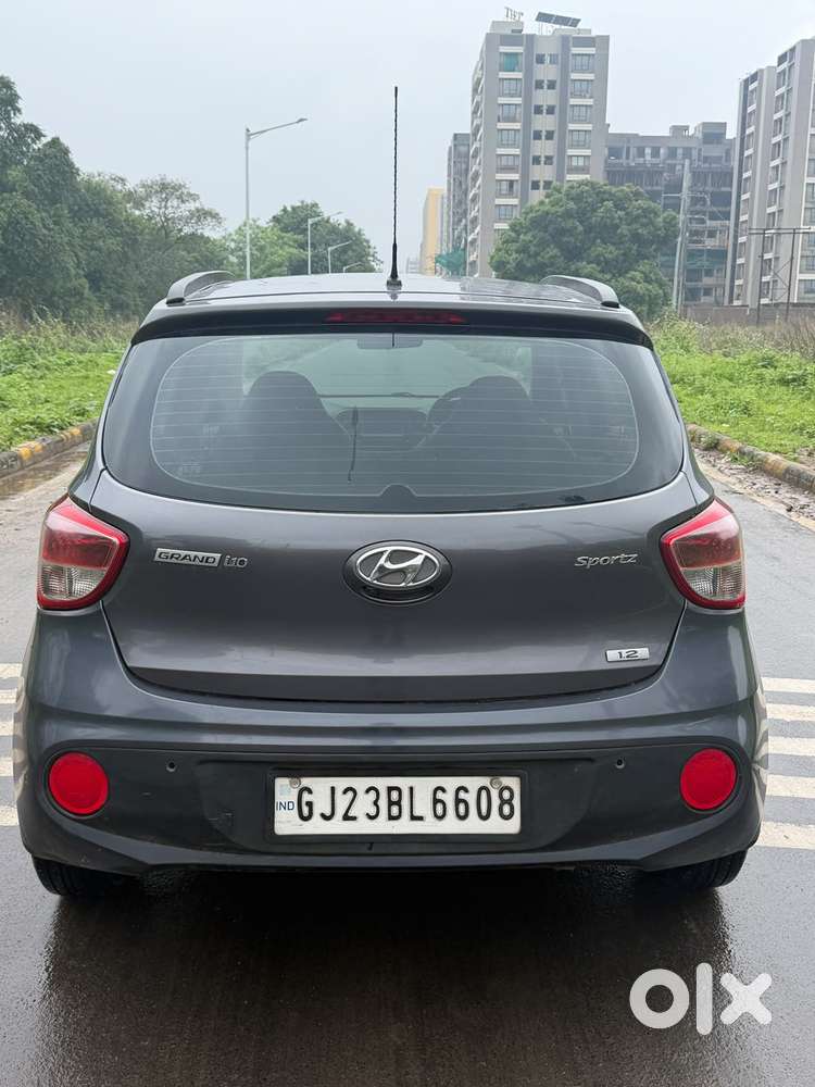 Hyundai Grand I10 Sportz Cng, 2017, Cng & Hybrids