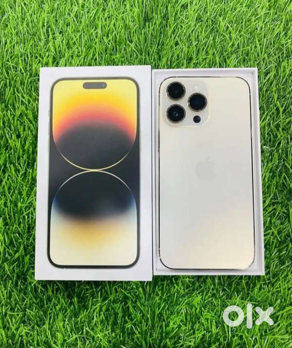 iPhone 14 pro max in gold colour