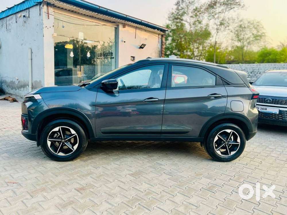 Tata Nexon Fearless Plus (ps) 1.2 Icng 6mt Red Dark Edition, 2025, C..