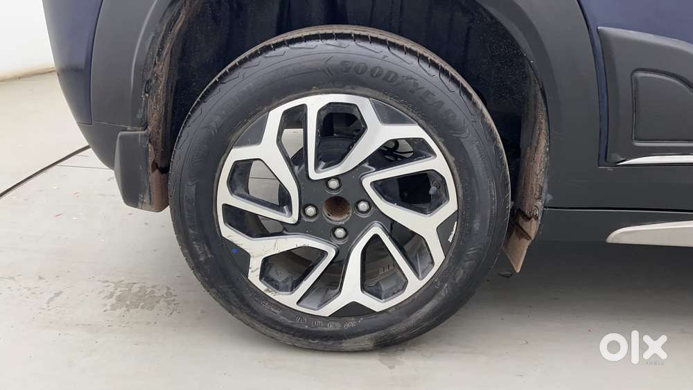 Maruti Suzuki Fronx Alpha 1.0l Turbo 6 At, 2023, Petrol