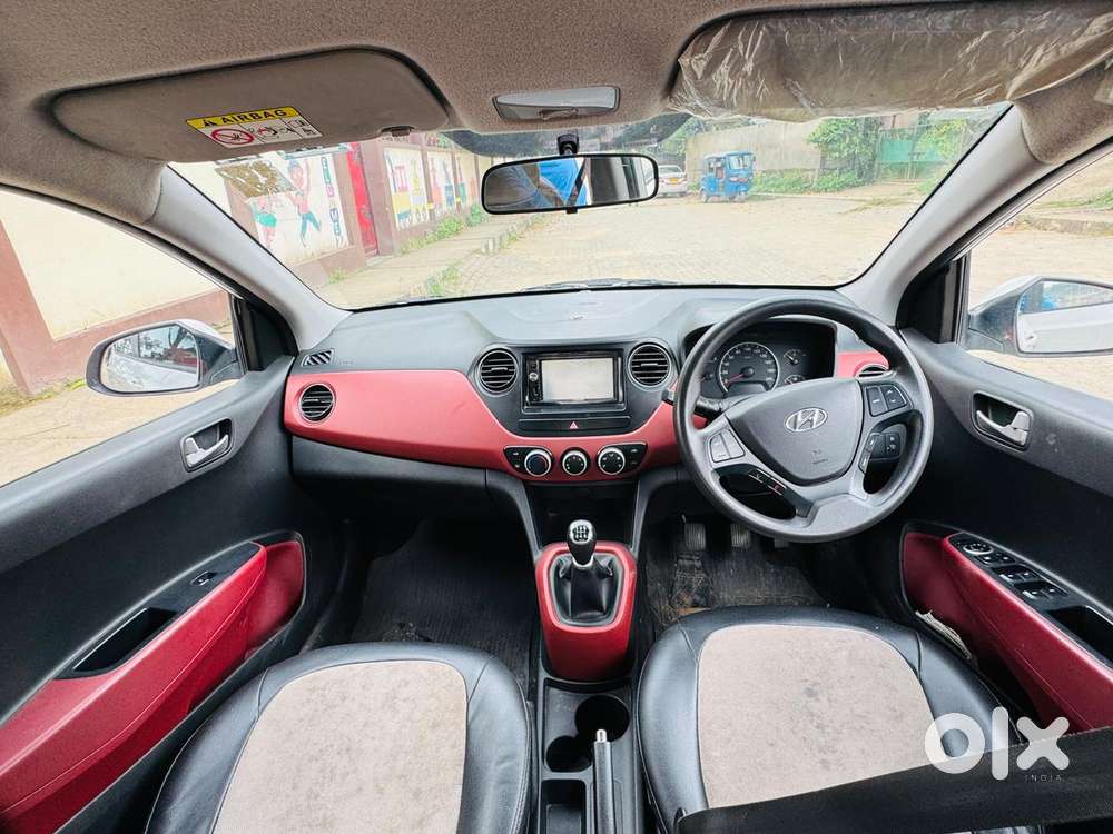 Hyundai Grand I10 Sportz, 2016, Petrol
