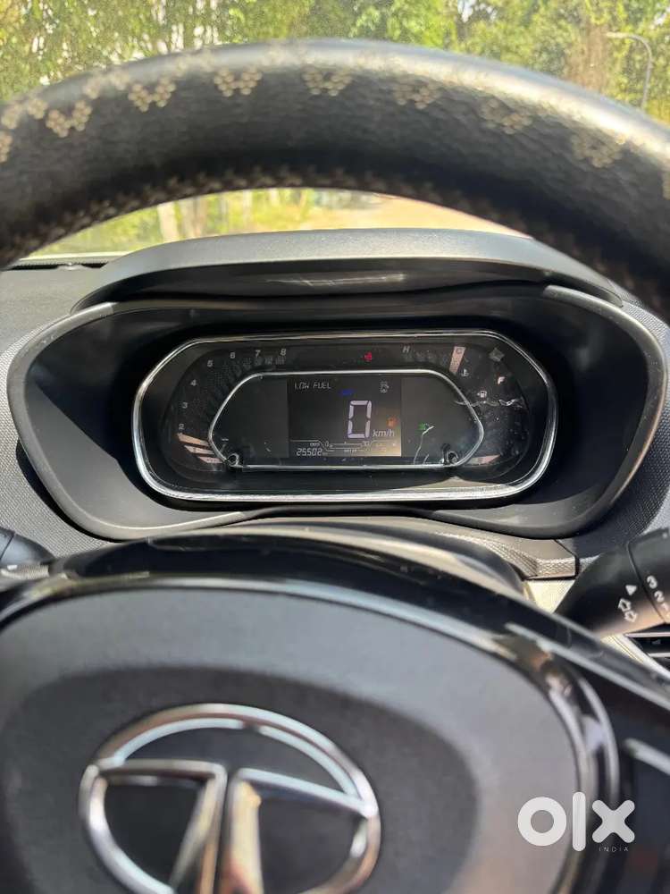 2022 Tata Nexon Xz+ Petrol Mt | 1st Owner | 25.5k Km